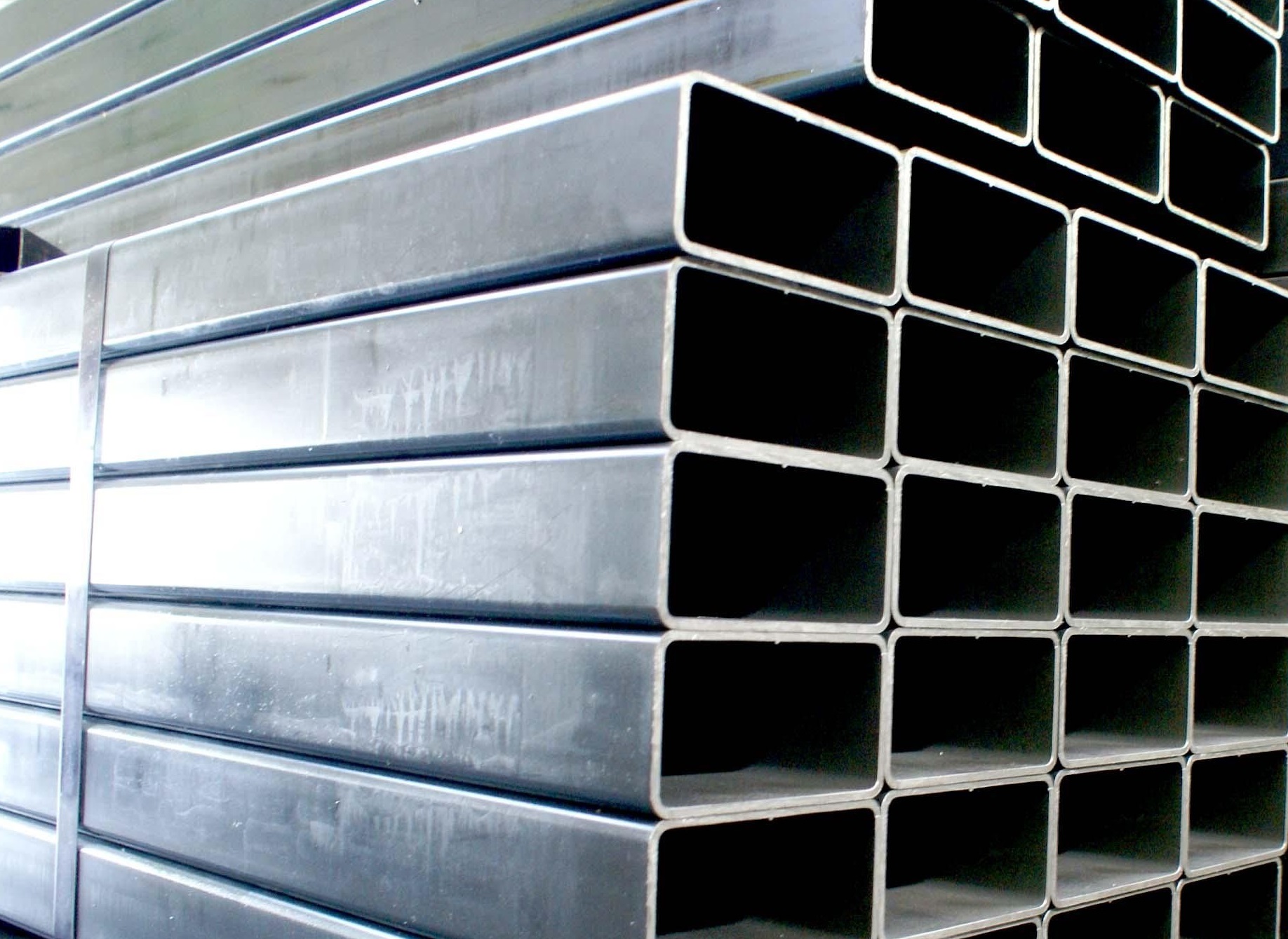 Hollow structural sections (HSS) steel tubing